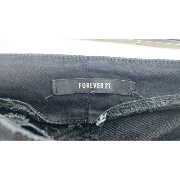 Forever 21 Junior Women's High Waisted Shorts Size Small Black Button Front - Picture 3 of 6